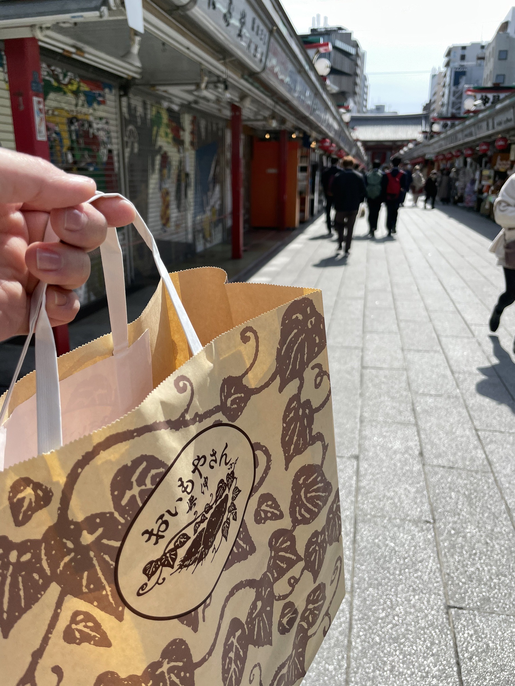 浅草寺の仲見世通り🎈